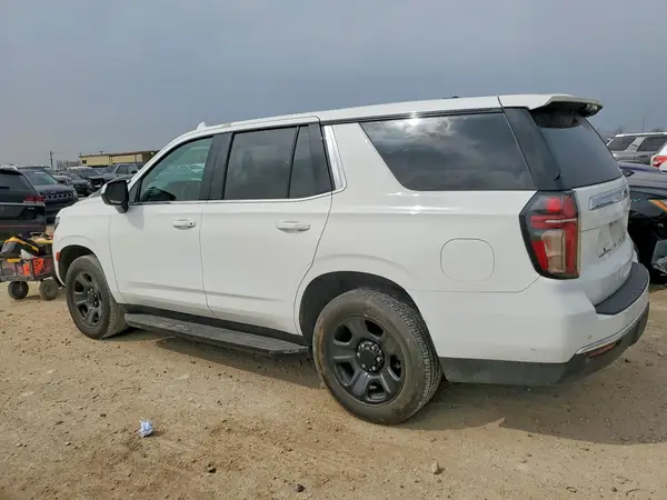 1GNSCLED1NR247874 2022 CHEVROLET TAHOE - Image 2