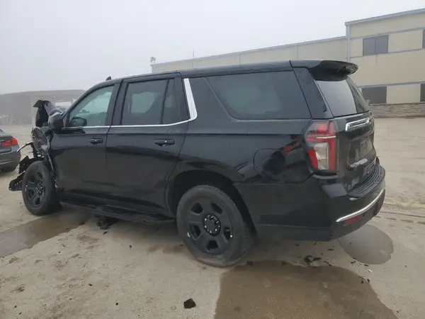 1GNSCLED1PR490748 2023 CHEVROLET TAHOE - Image 2