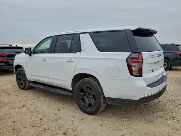 1GNSCLED2NR247897 2022 CHEVROLET TAHOE - Image 2