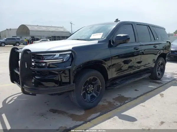 1GNSCLED3PR188880 2023 CHEVROLET TAHOE - Image 2