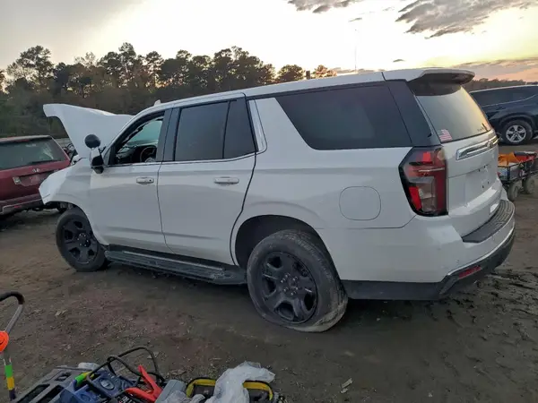 1GNSCLED4PR254112 2023 CHEVROLET TAHOE - Image 2