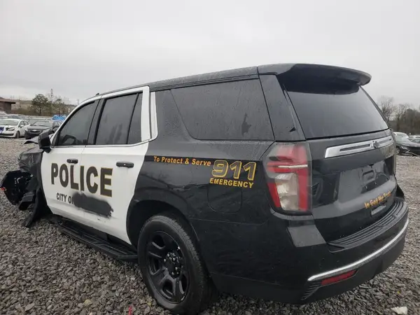 1GNSCLED4PR483728 2023 CHEVROLET TAHOE - Image 2