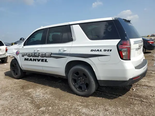 1GNSCLED5NR241074 2022 CHEVROLET TAHOE - Image 2