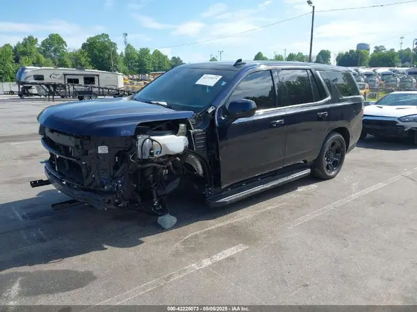 1GNSCLED5PR186435 2023 CHEVROLET TAHOE - Image 2