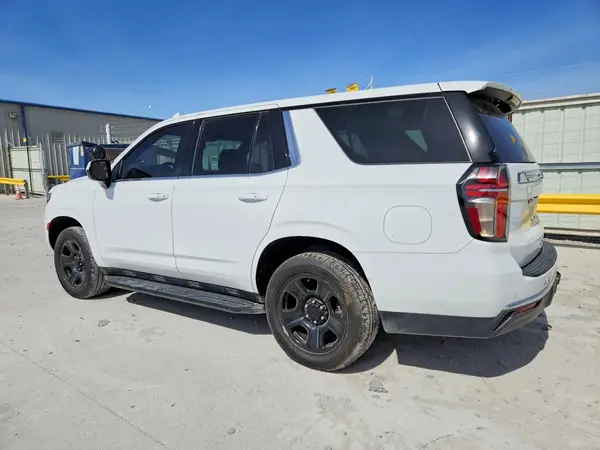 1GNSCLED6MR320591 2021 CHEVROLET TAHOE - Image 2