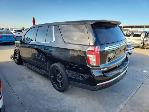 1GNSCLED7RR247755 2024 CHEVROLET TAHOE - Image 2