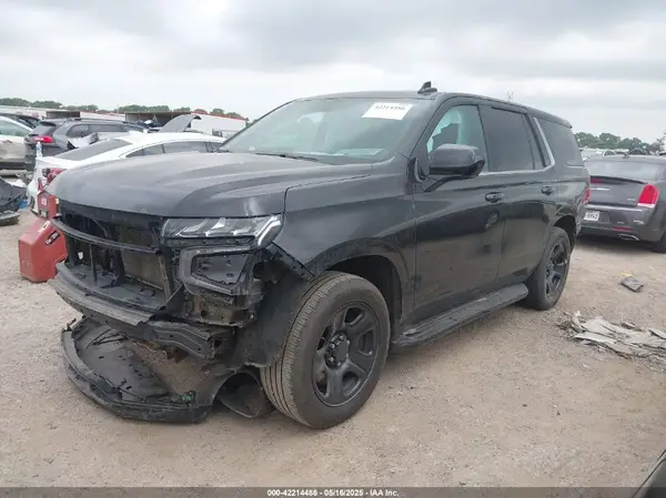 1GNSCLED9NR224133 2022 CHEVROLET TAHOE - Image 2
