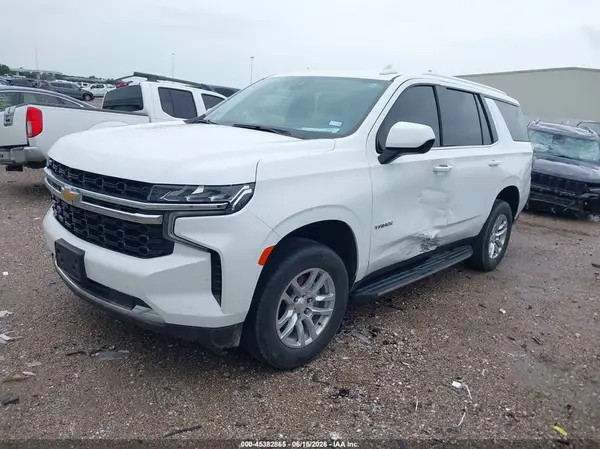1GNSCMKD0MR227124 2021 CHEVROLET TAHOE - Image 2
