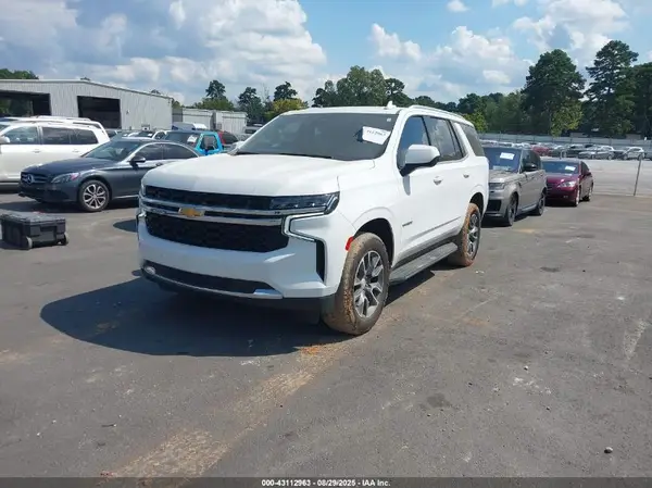 1GNSCMKD5PR527598 2023 CHEVROLET TAHOE - Image 2