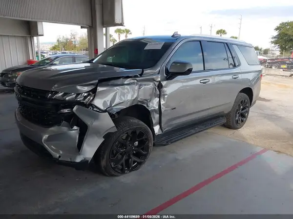 1GNSCMKD9PR230852 2023 CHEVROLET TAHOE - Image 2