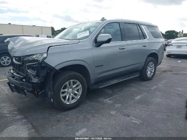 1GNSCMKT7RR330572 2024 CHEVROLET TAHOE - Image 2