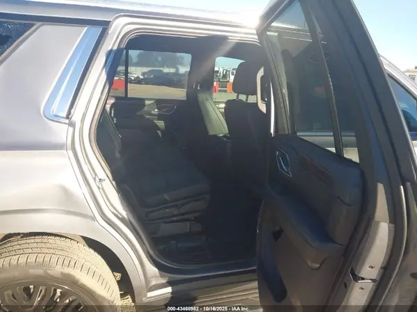 1GNSCNKD0MR107345 2021 CHEVROLET TAHOE - Image 8