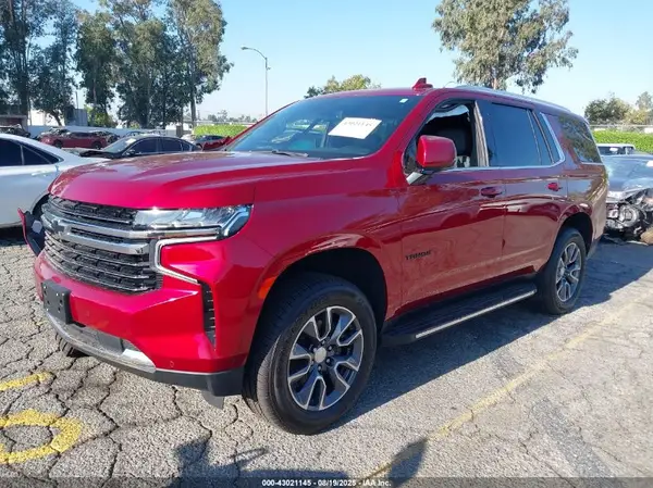 1GNSCNKD0MR131371 2021 CHEVROLET TAHOE - Image 2