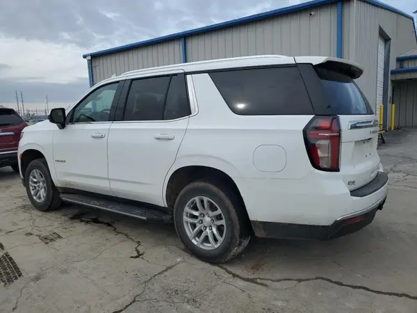 1GNSCNKD0MR173216 2021 CHEVROLET TAHOE - Image 2