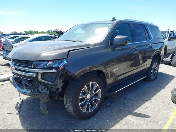1GNSCNKD0MR382231 2021 CHEVROLET TAHOE - Image 2