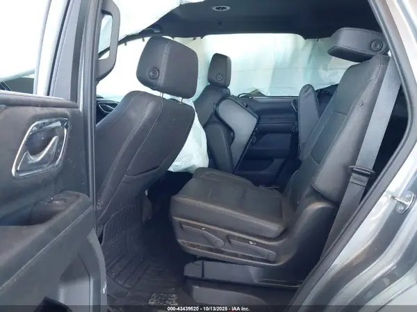 1GNSCNKD0NR303965 2022 CHEVROLET TAHOE - Image 8