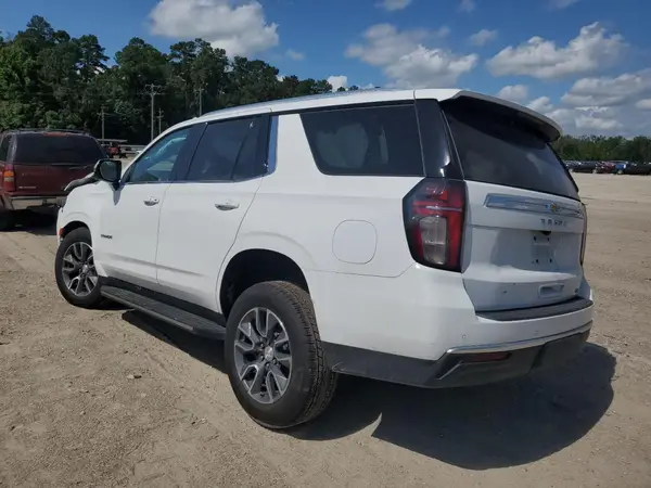 1GNSCNKD1MR130424 2021 CHEVROLET TAHOE - Image 2
