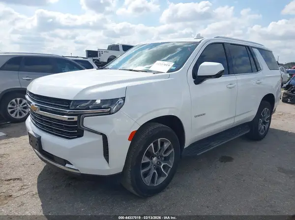 1GNSCNKD2MR217250 2021 CHEVROLET TAHOE - Image 2