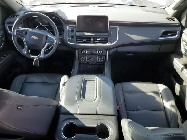 1GNSCNKD2NR270631 2022 CHEVROLET TAHOE - Image 8