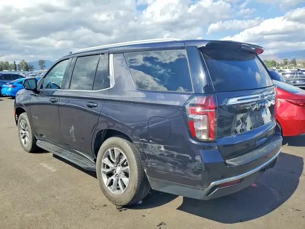 1GNSCNKD4NR364493 2022 CHEVROLET TAHOE - Image 2