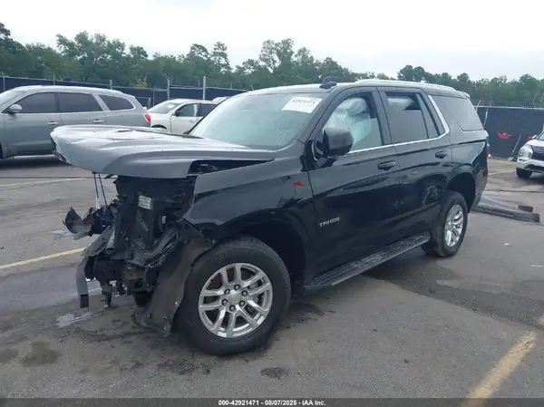 1GNSCNKD5MR266166 2021 CHEVROLET TAHOE - Image 2