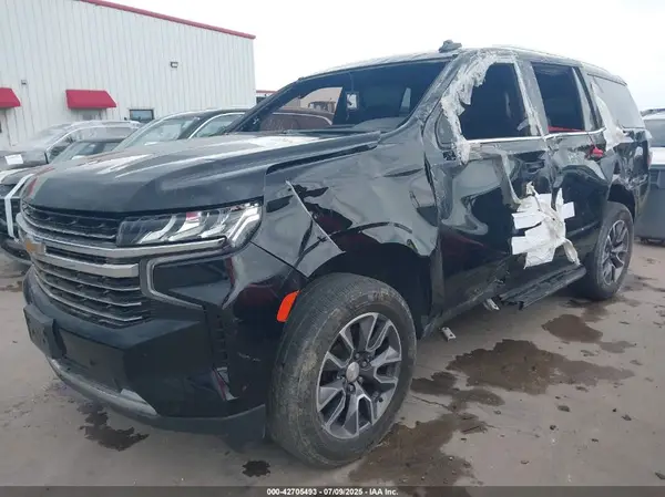 1GNSCNKD5MR282271 2021 CHEVROLET TAHOE - Image 2