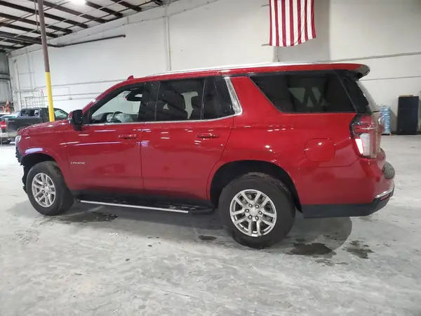 1GNSCNKD5NR251765 2022 CHEVROLET TAHOE - Image 2