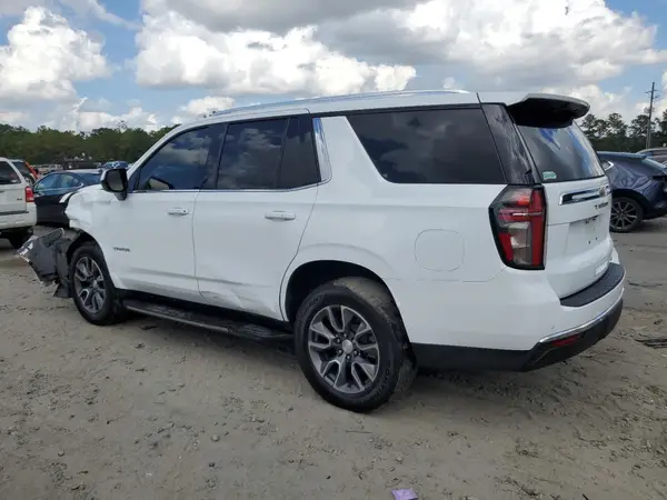 1GNSCNKD5NR298861 2022 CHEVROLET TAHOE - Image 2