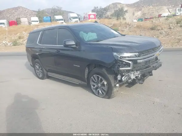 1GNSCNKD7NR349180 2022 CHEVROLET TAHOE - Image 1