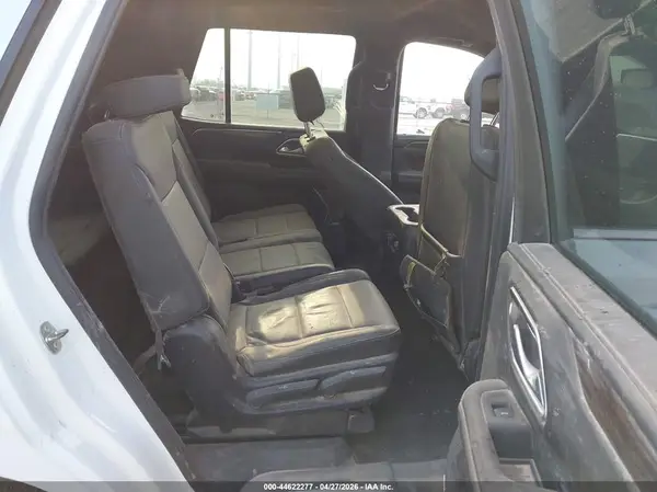1GNSCNKD8NR283352 2022 CHEVROLET TAHOE - Image 8