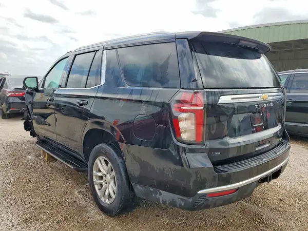 1GNSCNKDXMR242560 2021 CHEVROLET TAHOE - Image 2