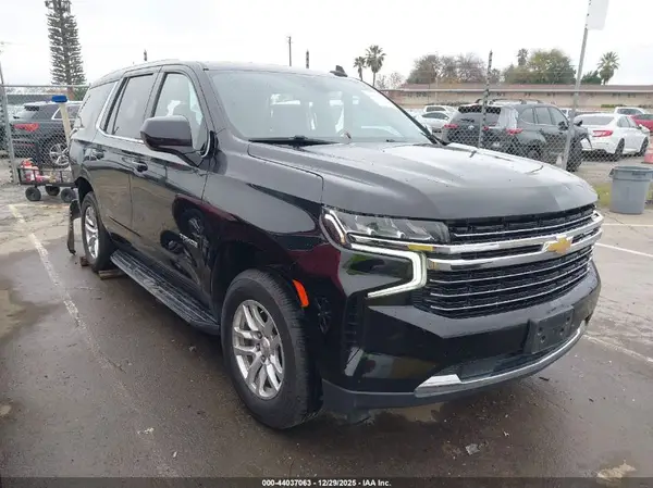 1GNSCNKDXMR356543 2021 CHEVROLET TAHOE - Image 1
