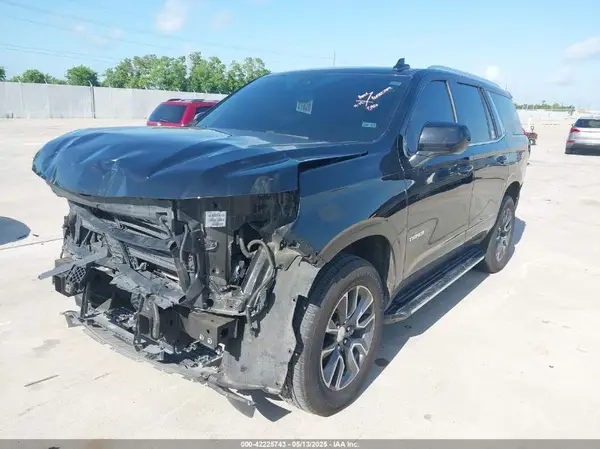 1GNSCNKDXPR477061 2023 CHEVROLET TAHOE - Image 2