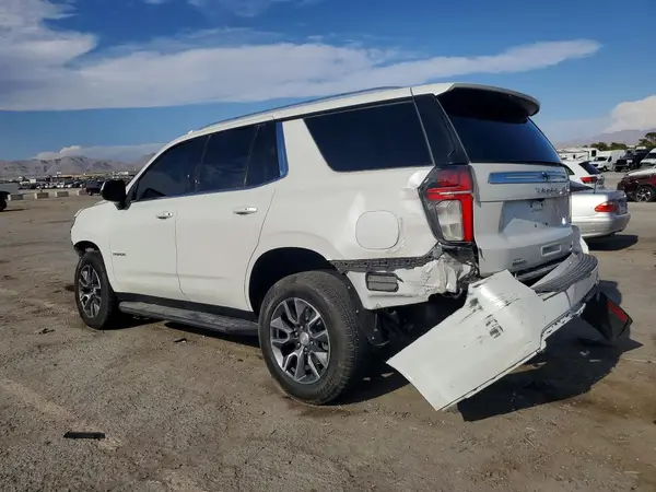 1GNSCNKTXMR395639 2021 CHEVROLET TAHOE - Image 2