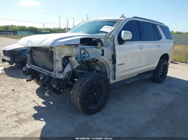 1GNSCRKD6MR487377 2021 CHEVROLET TAHOE - Image 2
