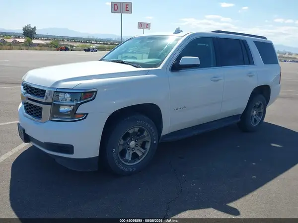 1GNSKAEC0JR360109 2018 CHEVROLET TAHOE - Image 2