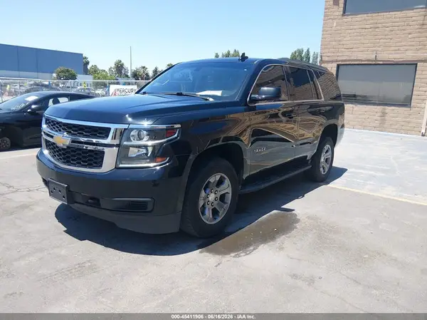 1GNSKAEC0KR337219 2019 CHEVROLET TAHOE - Image 2