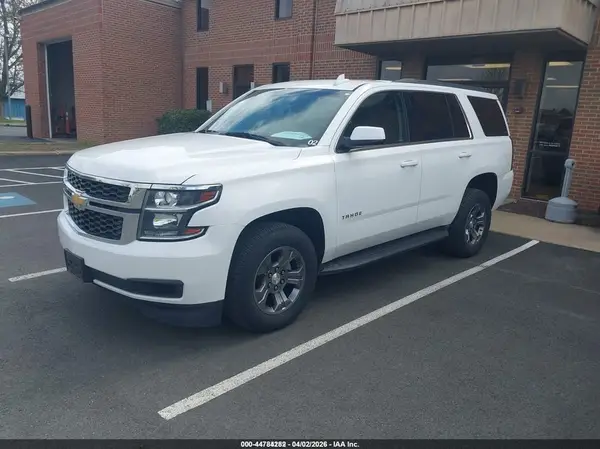 1GNSKAEC1JR298638 2018 CHEVROLET TAHOE - Image 2