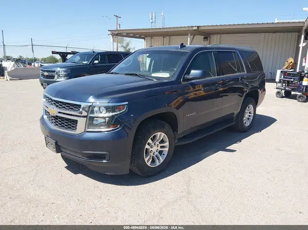 1GNSKAEC1JR323862 2018 CHEVROLET TAHOE - Image 2