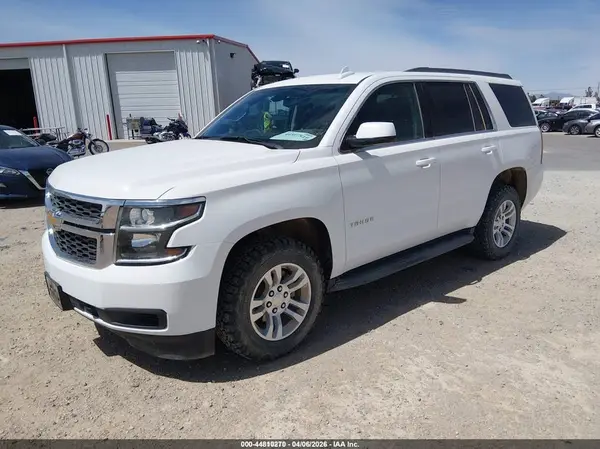 1GNSKAEC3HR288199 2017 CHEVROLET TAHOE - Image 2