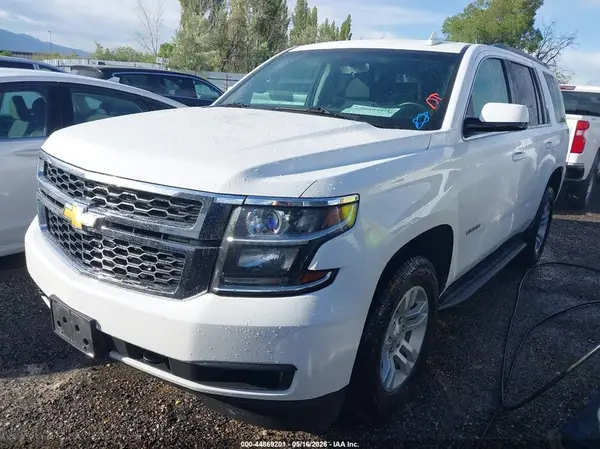1GNSKAEC4HR288373 2017 CHEVROLET TAHOE - Image 2