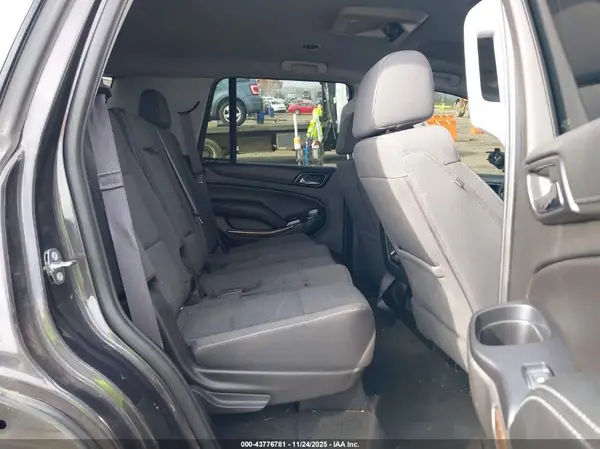 1GNSKAEC4HR310940 2017 CHEVROLET TAHOE - Image 8