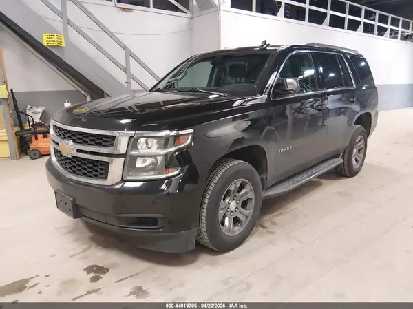 1GNSKAEC4JR329140 2018 CHEVROLET TAHOE - Image 2