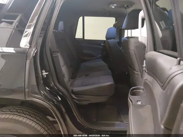 1GNSKAEC4JR329140 2018 CHEVROLET TAHOE - Image 8