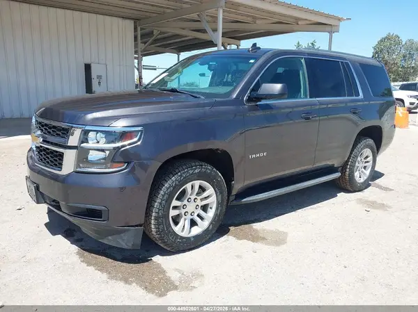 1GNSKAEC5HR262249 2017 CHEVROLET TAHOE - Image 2