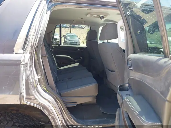 1GNSKAEC5HR262249 2017 CHEVROLET TAHOE - Image 8
