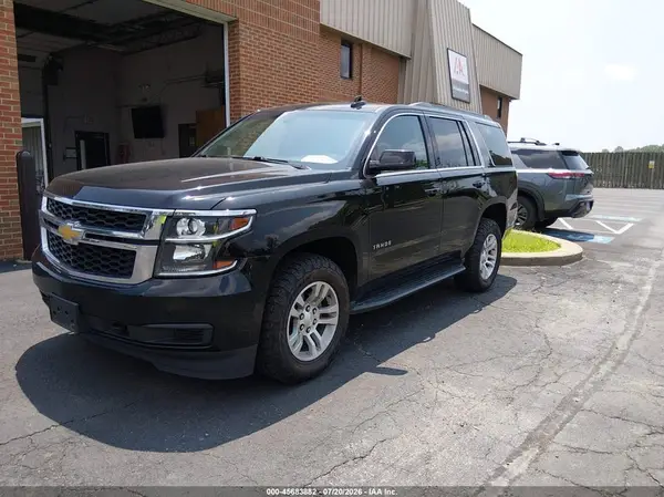 1GNSKAEC5HR329741 2017 CHEVROLET TAHOE - Image 2