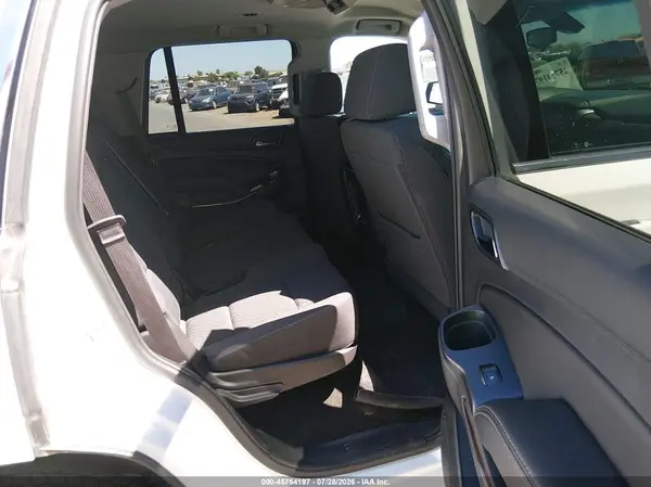 1GNSKAEC7HR266514 2017 CHEVROLET TAHOE - Image 8