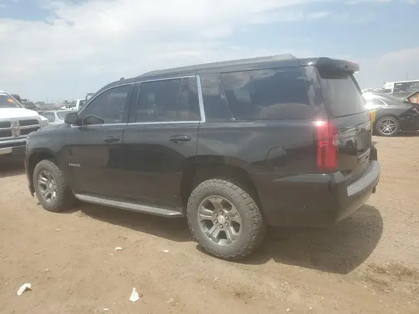 1GNSKAEC7JR296103 2018 CHEVROLET TAHOE - Image 2