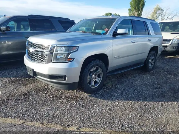1GNSKAEC7JR296876 2018 CHEVROLET TAHOE - Image 2